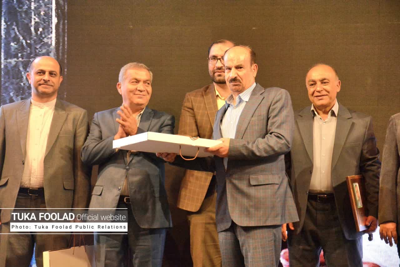 شرکت ایران‌ذوب به عنوان «کارفرمای سرآمد» سال ۱۴۰۱ استان اصفهان انتخاب شد