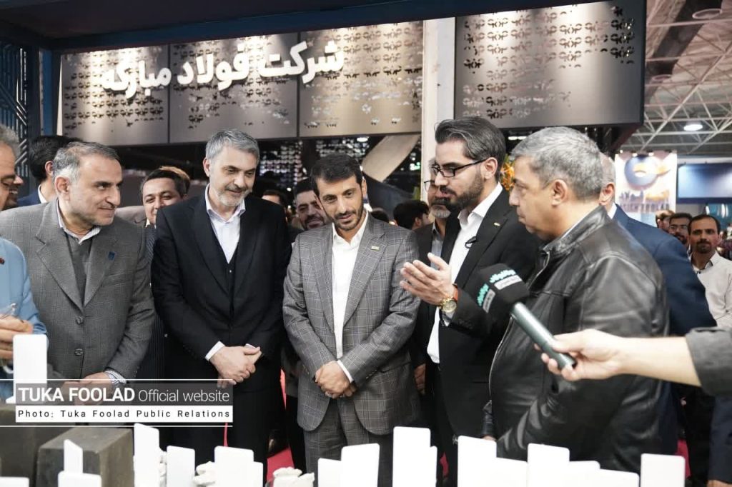 مدیرعامل فولاد مبارکه از غرفه‌ی گروه سرمایه‌گذاری توکافولاد در بیستمین نمایشگاه متافو بازدید کرد